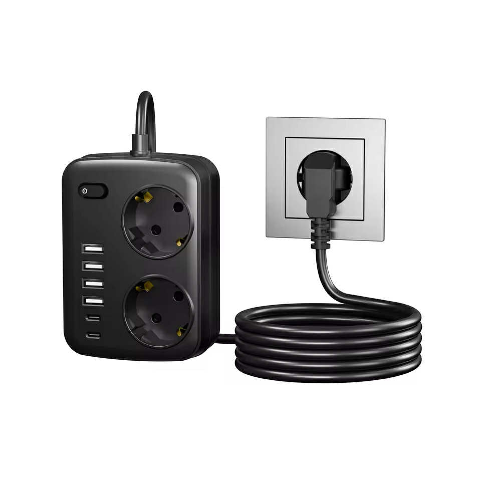 Universal Ladeadapter / Grenuttak med USB - Scanvision